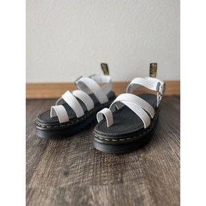 Dr. Doc Martens Avry White Leather Toe Sandals Size 7 Platform